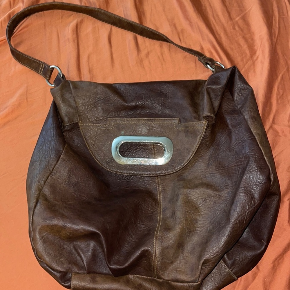 Oversized tan faux leather shoulder bag